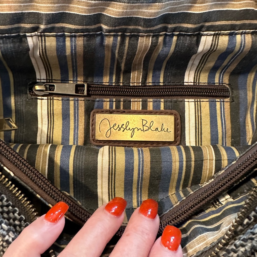 Anthropologie Jesslyn Blake Messenger Bag - Picture 3 of 3